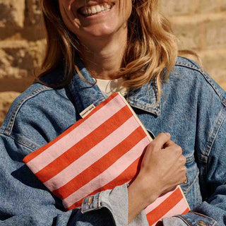 LILI FLAT POUCH STRIPES TOMATO / CANDY PINK: TOMATO / CANDY PINK