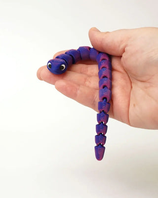 Articulated Long Worm Fidget Toy: Mixed colors