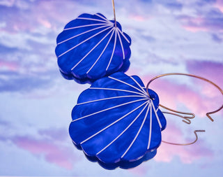 Creoles Shell Blue Reflections