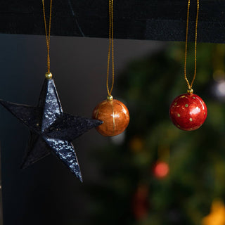 X-Mas Ball Cap Stripe W.gold 3 cm: Cognac