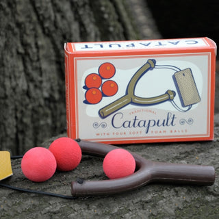 Catapult toy with 4 foam balls
