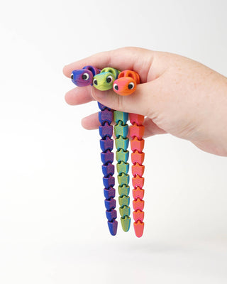 Articulated Long Worm Fidget Toy: Mixed colors