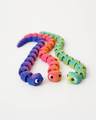Articulated Long Worm Fidget Toy: Mixed colors