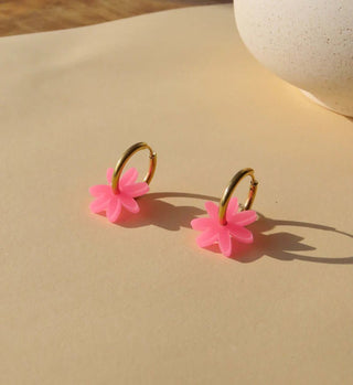 Neon Pink Margarite Edelstahl Hoops - Shells Cafe | Shells Little Shop