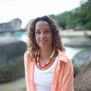 Parabaya Praia Laranja-Ivoire Necklace - Shells Cafe | Shells Little Shop