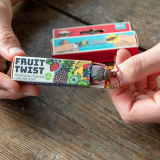 Snap gum trick - Shells Cafe | Shells Little Shop