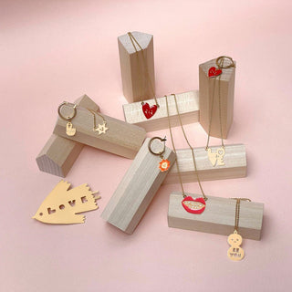 Titlee Spread Love Necklace x Suzy Ultman - Shells Cafe | Shells Little Shop